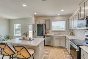 1200 E Green St, Llano, TX 78643 - Photo 14