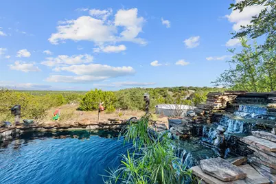 685 Hidden Creek Drive, Dripping Springs, TX 78620 - Photo 28
