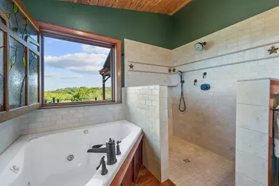 685 Hidden Creek Drive, Dripping Springs, TX 78620 - Photo 16
