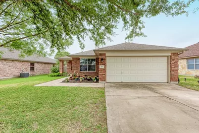 207 Kerley Drive, Hutto, TX 78634 - Photo 2