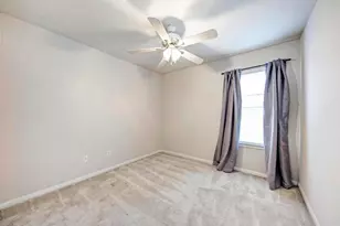 207 Kerley Dr, Hutto, TX 78634 - Photo 20