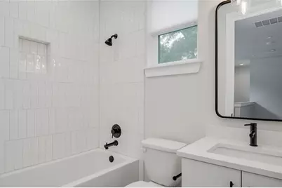 1406 E 2nd Street #2, Austin, TX 78702 - Photo 14