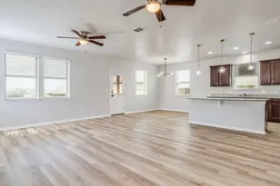 424 Wapiti Rd, Buda, TX 78610 - Photo 8