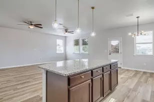 424 Wapiti Rd, Buda, TX 78610 - Photo 14