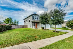 424 Wapiti Rd, Buda, TX 78610 - Photo 4