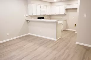 12913 Steeple-Chase Dr, Austin, TX 78729 - Photo 6