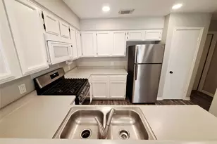 12913 Steeple-Chase Dr, Austin, TX 78729 - Photo 8