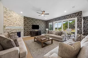 534 Spanish Clover Trl, San Marcos, TX 78666 - Photo 6