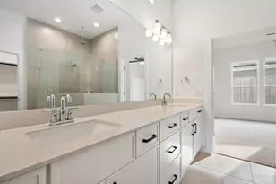 2205 Cento Walk, Round Rock, TX 78664 - Photo 12