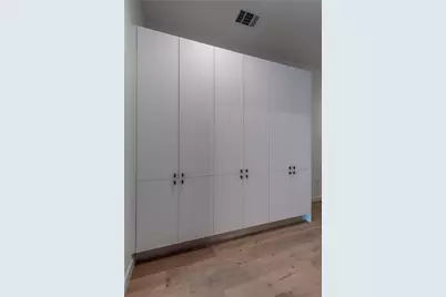 800 Embassy Drive #117, Austin, TX 78702 - Photo 6