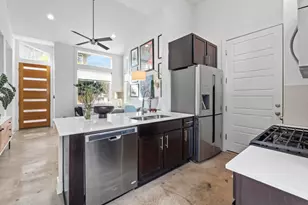 1304 Palo Duro Rd, Austin, TX 78757 - Photo 12