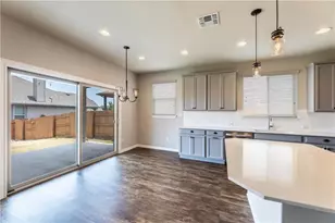 5413 Traviston Dr, Austin, TX 78738 - Photo 12