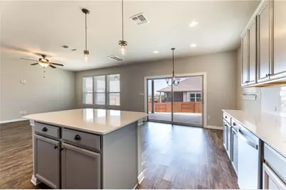 5413 Traviston Drive, Austin, TX 78738 - Photo 10