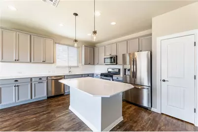 5413 Traviston Drive, Austin, TX 78738 - Photo 8