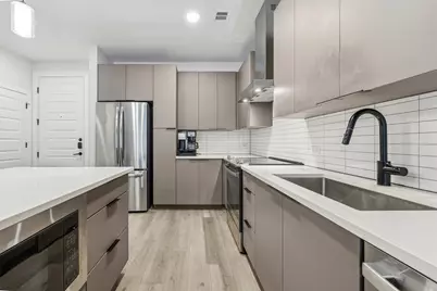 2220 Webberville Road #211, Austin, TX 78702 - Photo 6