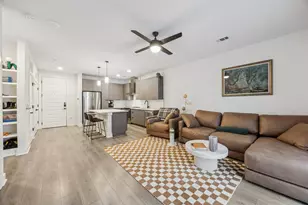 2220 Webberville Rd, Austin, TX 78702 - Photo 4