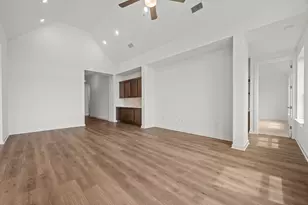 6321 McMurtry St, Austin, TX 78747 - Photo 8