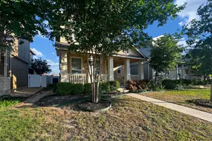 928 Lost Pines Ln, Cedar Park, TX 78613 - Photo 2
