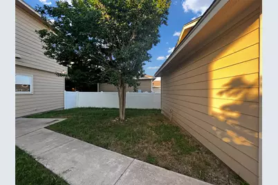 928 Lost Pines Lane, Cedar Park, TX 78613 - Photo 24