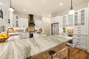 3907 Bailey Lane, Austin, TX 78756 - Photo 4