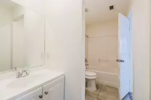 11612 Gemmer Ave, Del Valle, TX 78617 - Photo 10