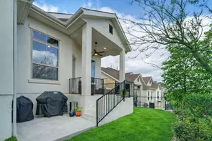 106 Cartwheel Bend, Austin, TX 78738 - Photo 32