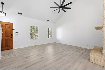 22407 Briarcliff Drive, Briarcliff, TX 78669 - Photo 10