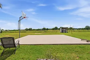 2352 Co Rd 239, Cameron, TX 76520 - Photo 30