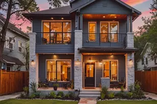 33 Chalmers Ave, Austin, TX 78702 - Photo 2