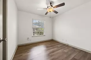 1702 Ridgemont Dr, Austin, TX 78723 - Photo 16