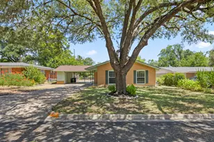 1702 Ridgemont Dr, Austin, TX 78723 - Photo 1