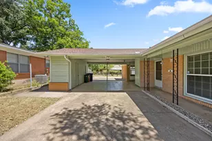 1702 Ridgemont Dr, Austin, TX 78723 - Photo 2