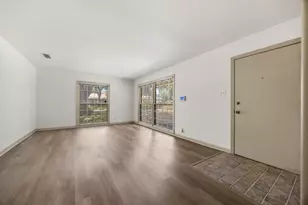 1702 Ridgemont Dr, Austin, TX 78723 - Photo 4