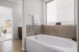 3901 Alpine Autumn Dr, Austin, TX 78744 - Photo 18