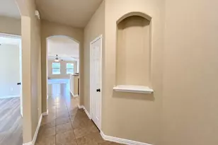 2417 Ericanna Ln, Leander, TX 78641 - Photo 2