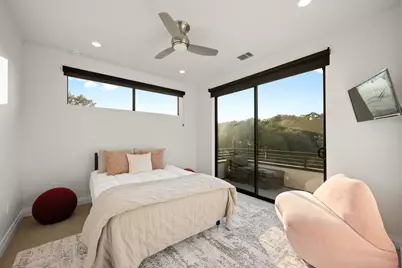 1201 Kenwood Avenue, Austin, TX 78704 - Photo 28
