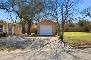 202 Forest St, Georgetown, TX 78626 - Photo 32