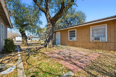 202 Forest Street, Georgetown, TX 78626 - Photo 24