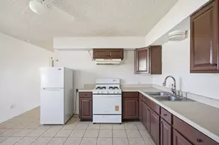 202 Forest St, Georgetown, TX 78626 - Photo 12