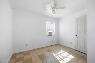 202 Forest St, Georgetown, TX 78626 - Photo 22