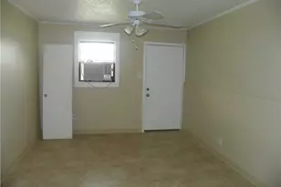 2608 Rogers Ave, Austin, TX 78722 - Photo 4