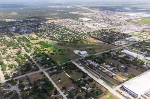 180 Reyna Ln, Buda, TX 78610 - Photo 14
