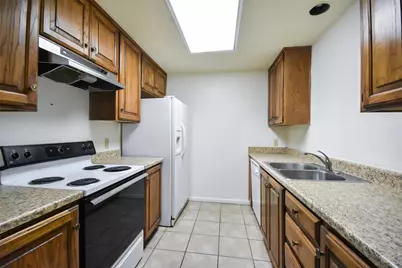 2529 Rio Grande Street #85, Austin, TX 78705 - Photo 8