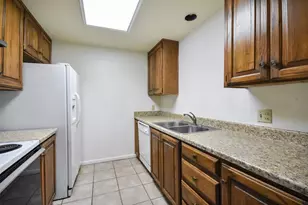 2529 Rio Grande St, Austin, TX 78705 - Photo 8