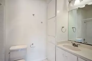 2529 Rio Grande St, Austin, TX 78705 - Photo 22