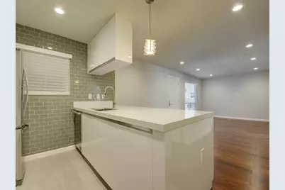 3110 Red River Street #206, Austin, TX 78705 - Photo 6