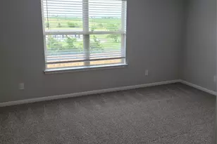131 Wild Wind Cv, Jarrell, TX 76537 - Photo 16