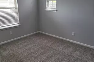 131 Wild Wind Cv, Jarrell, TX 76537 - Photo 20