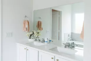 1404 E Aquilla Dr, Leander, TX 78641 - Photo 22