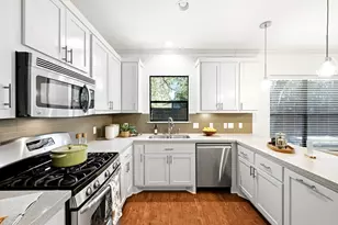610 Fletcher St, Austin, TX 78704 - Photo 12